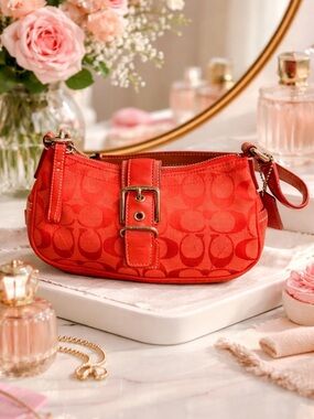 Coach Red Signature Shoulder soho Hampton Bag 6382